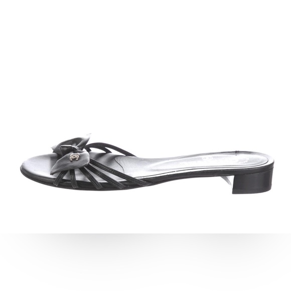 Vintage Chanel Leather Mules - Picture 3 of 4